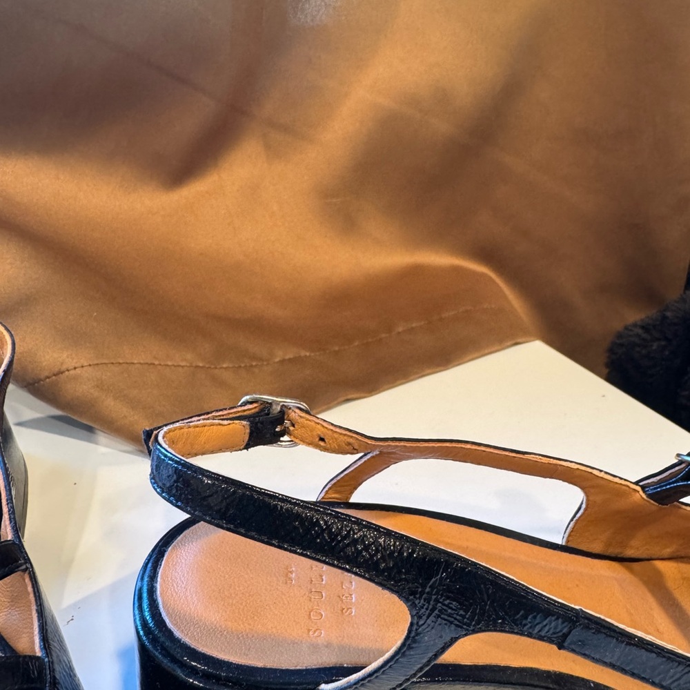 Sezane Paula Babies- Patent Black - Picture 4 of 9